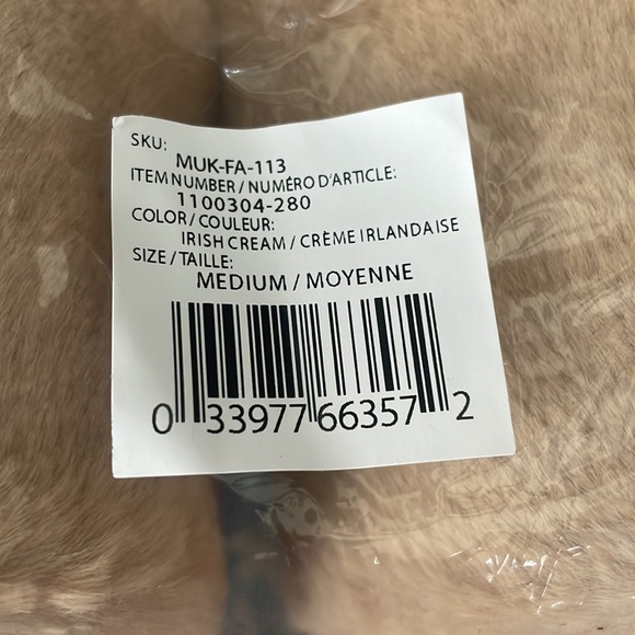 Muk Luks platform slippers - Picture 6 of 9